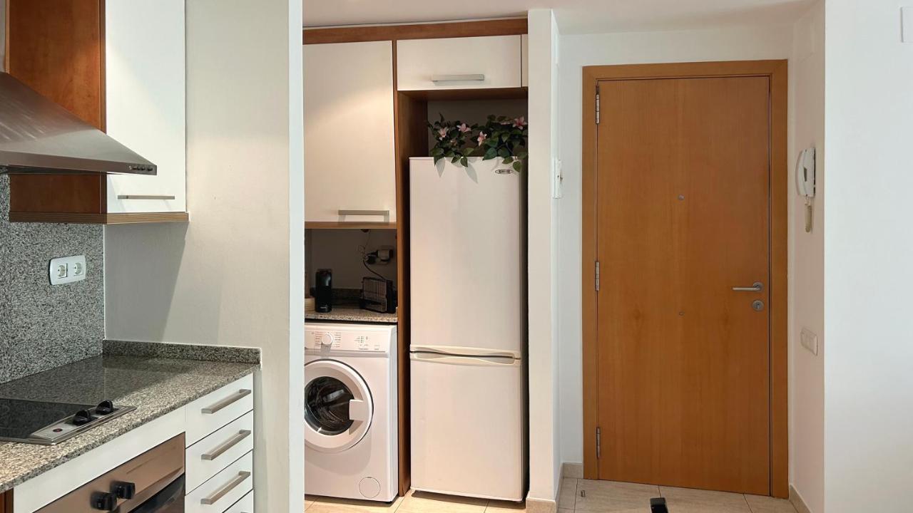 Apartamento M1 Centrico Y Con Balcon Terrassa Exterior foto